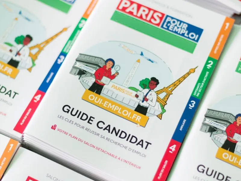 Piles de guides candidat Paris pour l'Emploi